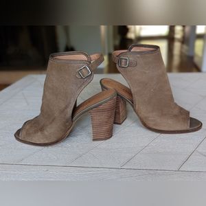 Lucky🍀Brand Lisza Nubuck Leather Peeptoe Heeled Booties (Like New!)